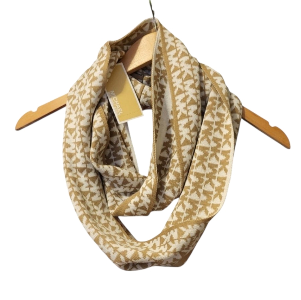 NWT Michael Kors Vertical Logo Pattern Infinity Scarf - Dark Carmel/Cream